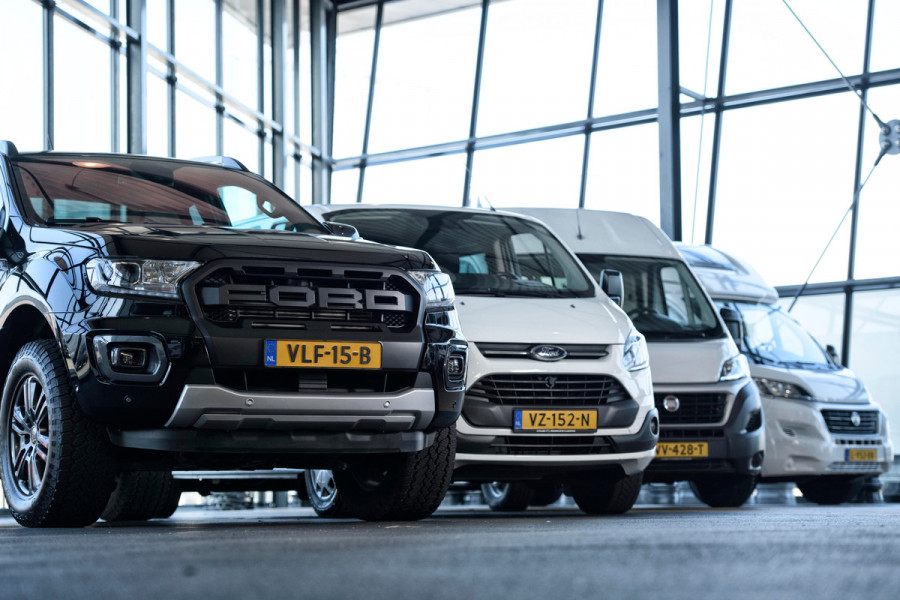 Citroën Jumper 2.2 BlueHDi 140pk L2H2 Zwaar 3.5t > Trekhaak/Camera/Cruise control...