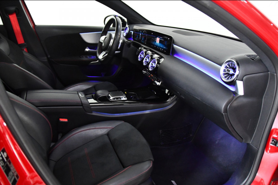 Mercedes-Benz A-Klasse 200 Business Solution AMG, BOMVOL,Pano,Sfeer,Burmester