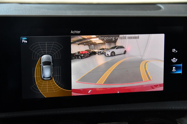 Mercedes-Benz A-Klasse 200 Business Solution AMG, BOMVOL,Pano,Sfeer,Burmester