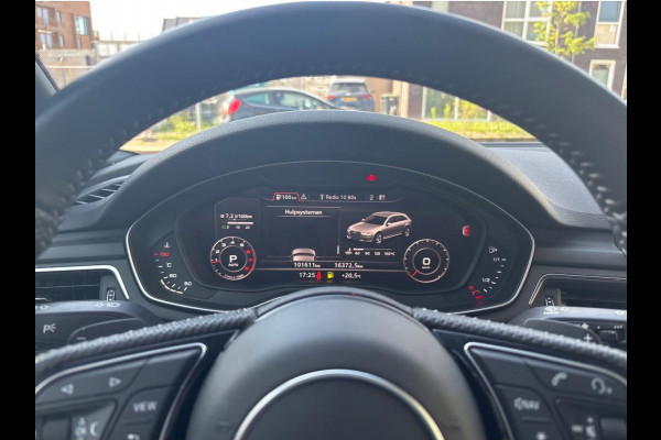 Audi A4 Avant 40 TFSI Sport S line black edition 190 PK | Zwart optiek | Stoelverwarming | Virtual Cockpit | 19 Inch Audi Sport velgen | Climate Controle