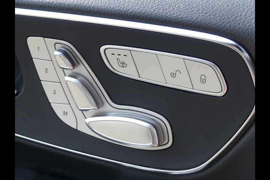 Mercedes-Benz V-Klasse 300d AMG Dubbel Cabine Elek stoelen LED/Trekhaak/LEER