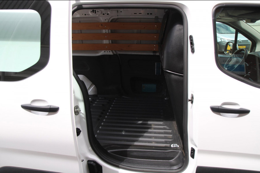 Opel Combo 1.5D L2H1 Edition / Multi stuur / App connect navi / cruise / trekhaak