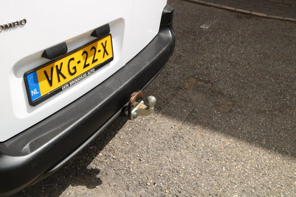 Opel Combo 1.5D L2H1 Edition / Multi stuur / App connect navi / cruise / trekhaak