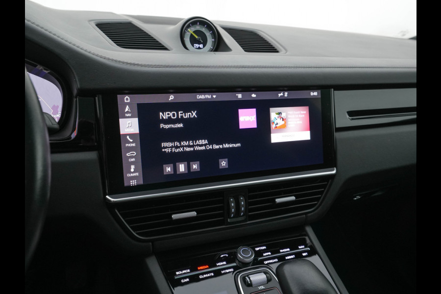 Porsche Cayenne 3.0 E-Hybrid (Plug-in) (INCL.BTW) *PANO | HEAD-UP | LEATHER | ADAPTIVE-CRUISE | FULL-LED | TOP-VIEW | BOSE-SOUND | MEMORY-PACK | SPORT-CHRONO | HEATED-COMFORTSEATS | KEYLESS | NAVI-FULLMAP | PRIVACY-GLASS |  22''AL