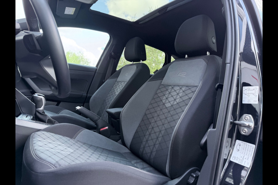 Volkswagen Taigo 1.0 TSI R-Line Pano/Keyless/Blindspot