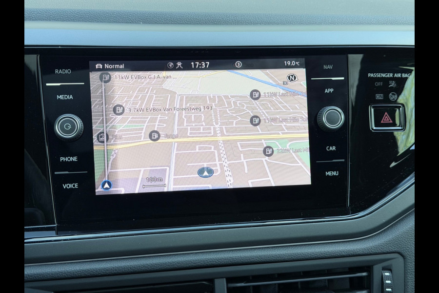 Volkswagen Taigo 1.0 TSI R-Line Pano/Keyless/Blindspot