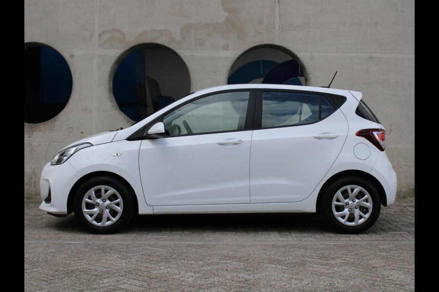 Hyundai i10 1.0i Comfort | APPLE CARPLAY / ANDROID AUTO | PARKEERSENSOREN ACHTER | CRUISE CONTROL |