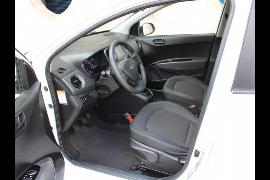 Hyundai i10 1.0i Comfort | APPLE CARPLAY / ANDROID AUTO | PARKEERSENSOREN ACHTER | CRUISE CONTROL |