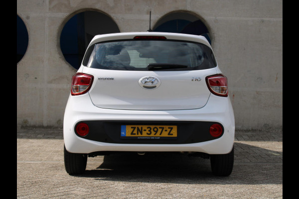 Hyundai i10 1.0i Comfort | APPLE CARPLAY / ANDROID AUTO | PARKEERSENSOREN ACHTER | CRUISE CONTROL |