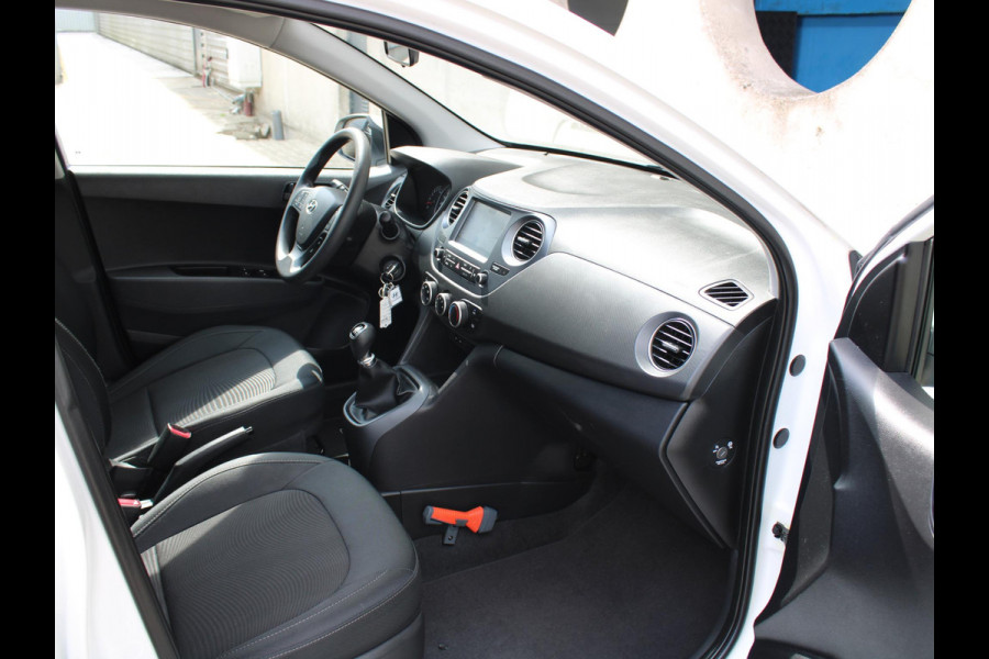 Hyundai i10 1.0i Comfort | APPLE CARPLAY / ANDROID AUTO | PARKEERSENSOREN ACHTER | CRUISE CONTROL |