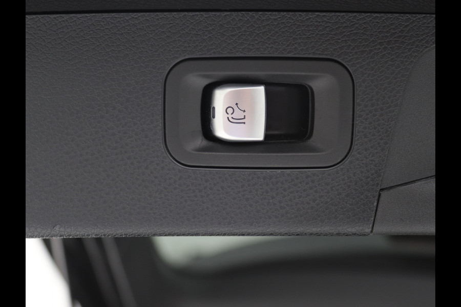 Mercedes-Benz E-Klasse Estate AMG 53 4MATIC Pano, Airmatic, Distronic, Trekhaak, Massage