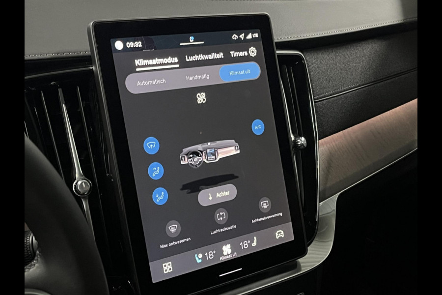 Volvo XC90 2.0 T8 Plug-in hybrid AWD Ultra Dark Luchtvering | Bowers & Wilkins | Adapt. cruise | Open dak | Massage | 360 camera | Head-up | Stoelventilatie/-verwarming | 22" wielen