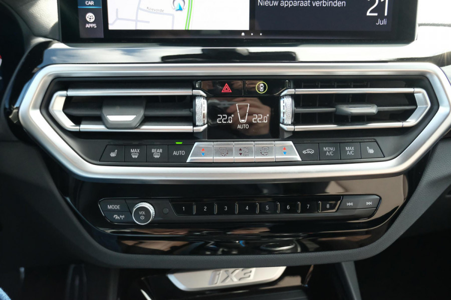 BMW iX3 High Executive 80 kWh | M Sport | Panoramadak | Trekhaak wegklapbaar | Harman/kardon | Keyless entry | Sportstoelen | Stoelverwarming | 360 graden camera | Head Up Display