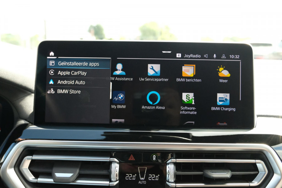 BMW iX3 High Executive 80 kWh | M Sport | Panoramadak | Trekhaak wegklapbaar | Harman/kardon | Keyless entry | Sportstoelen | Stoelverwarming | 360 graden camera | Head Up Display