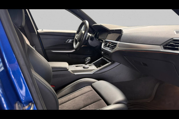 BMW 3 Serie Touring 330i xDrive M-Sport(Goed OndH, Performance pakket, Camera, Navi Pro, Climate Con, Digitale Dash, Etc)