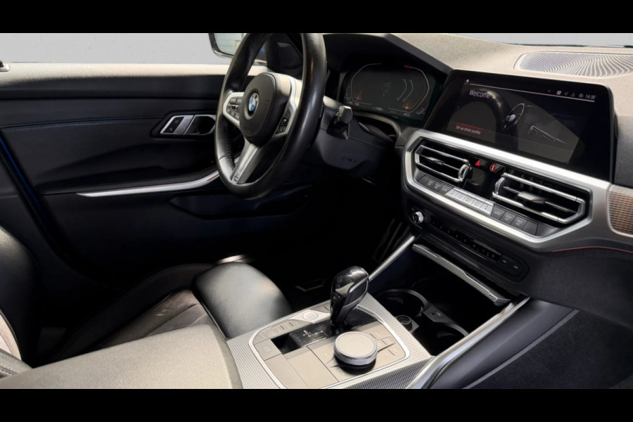 BMW 3 Serie Touring 330i xDrive M-Sport(Goed OndH, Performance pakket, Camera, Navi Pro, Climate Con, Digitale Dash, Etc)