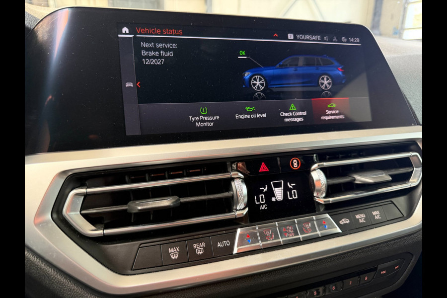 BMW 3 Serie Touring 330i xDrive M-Sport(Goed OndH, Performance pakket, Camera, Navi Pro, Climate Con, Digitale Dash, Etc)