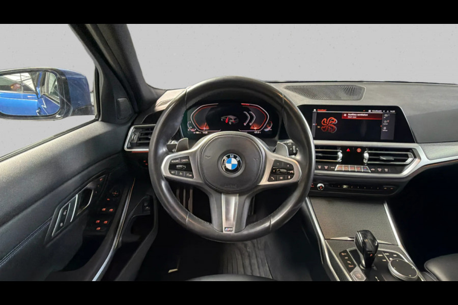 BMW 3 Serie Touring 330i xDrive M-Sport(Goed OndH, Performance pakket, Camera, Navi Pro, Climate Con, Digitale Dash, Etc)