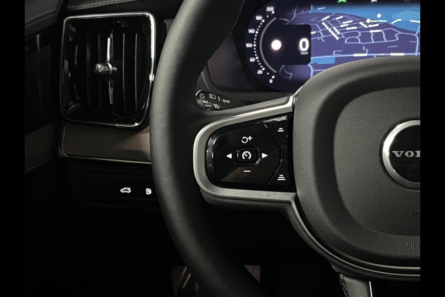 Volvo XC90 2.0 T8 Plug-in hybrid AWD Ultra Bright Luchtvering | Adapt. cruise | Open dak | Massage | Harman/Kardon | Stoelverwarming/-ventilatie | 360 camera | Head-up
