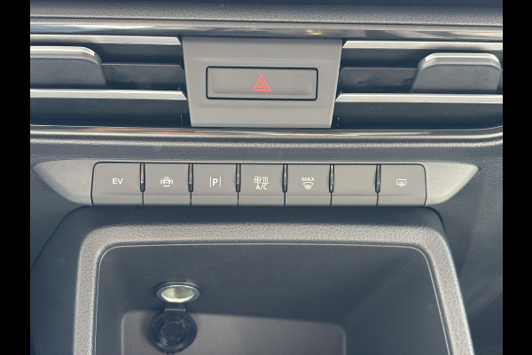 Ford Transit Connect 1.5 EcoBoost PHEV L2 Trend 150pk | Laadschot met ruit | Ruiten in achterdeuren | Verwarmde Voorstoelen