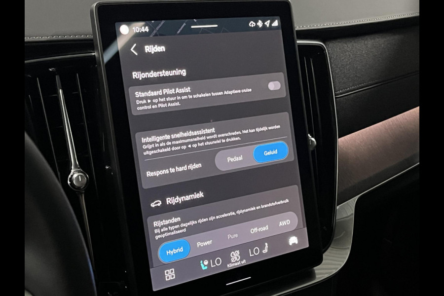 Volvo XC90 2.0 T8 Plug-in hybrid AWD Ultra Bright Luchtvering | Adapt. cruise | Open dak | Massage | Harman/Kardon | Stoelverwarming/-ventilatie | 360 camera | Head-up