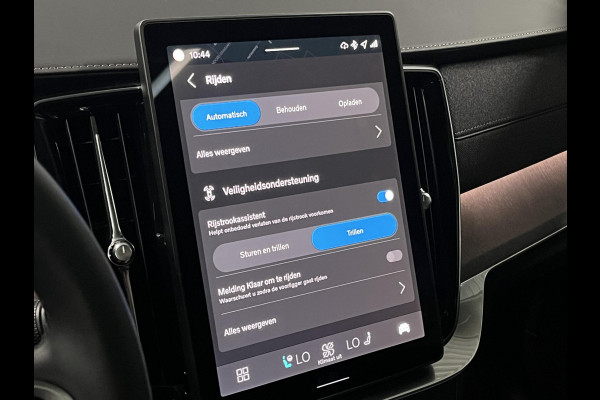 Volvo XC90 2.0 T8 Plug-in hybrid AWD Ultra Bright Luchtvering | Adapt. cruise | Open dak | Massage | Harman/Kardon | Stoelverwarming/-ventilatie | 360 camera | Head-up