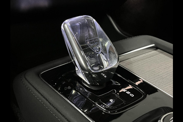 Volvo XC90 2.0 T8 Plug-in hybrid AWD Ultra Bright Luchtvering | Adapt. cruise | Open dak | Massage | Harman/Kardon | Stoelverwarming/-ventilatie | 360 camera | Head-up