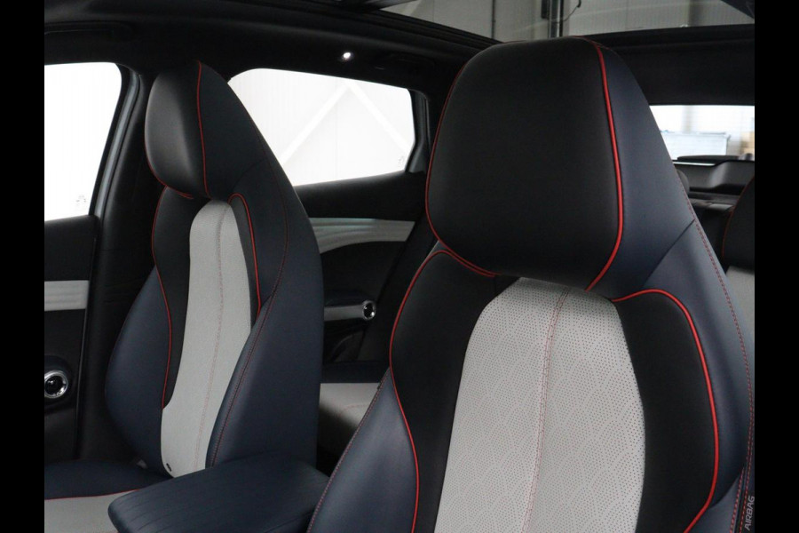 BYD ATTO 3 Comfort 60 kWh | Warmtepomp | 92.5% SOH | 3-Fase | Panoramadak | Adaptive cruise | 360 camera | DAB+ | Carplay | Dodehoek detectie | Leder