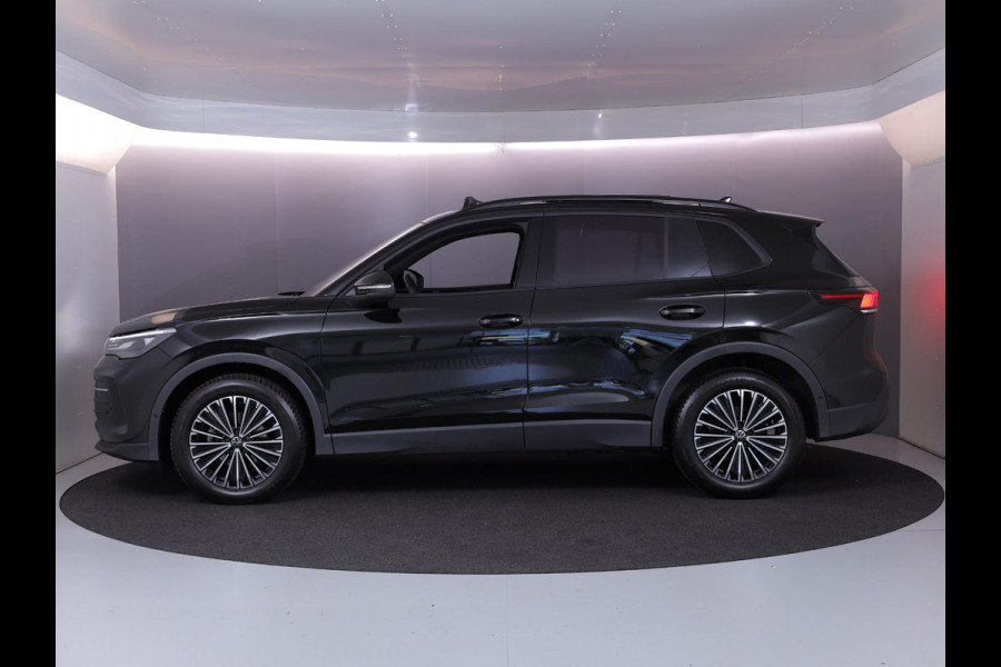 Volkswagen Tiguan 1.5 eTSI Life Edition 130 pk Automaat (DSG) | Verlengde garantie | Navigatie | Panoramadak | Trekhaak (wegklapbaar) | Parkeersensoren (Park assist) | Achteruitrijcamera |