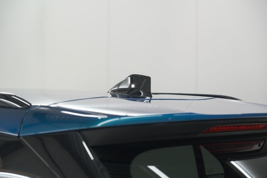 Peugeot 2008 1.2 Hybrid 145 Allure | Apple Carplay | Climate Control | Parkeersensoren Voor + Achter