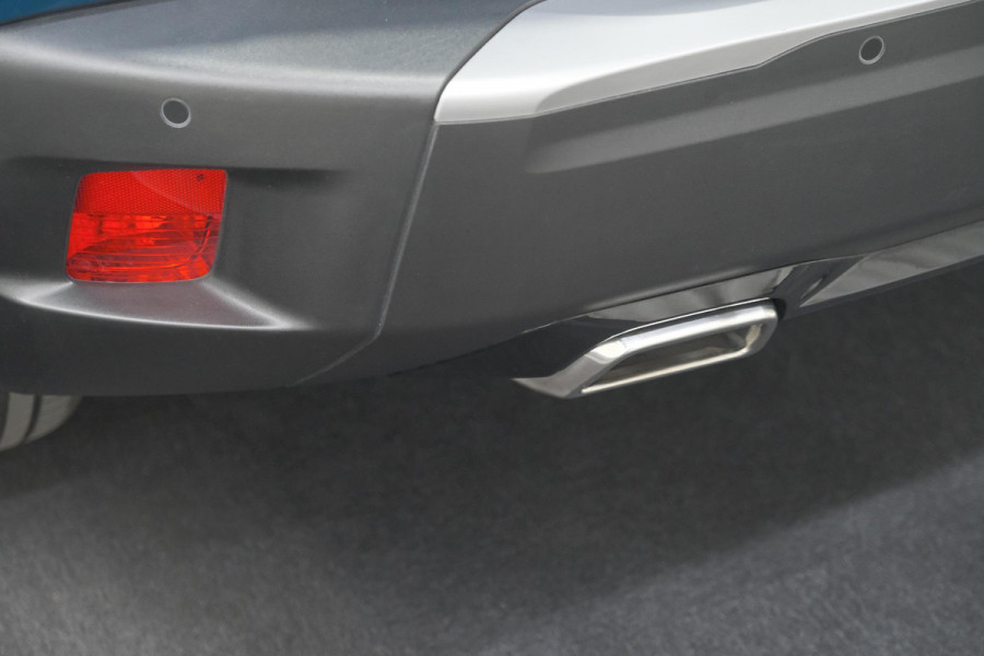 Peugeot 2008 1.2 Hybrid 145 Allure | Apple Carplay | Climate Control | Parkeersensoren Voor + Achter