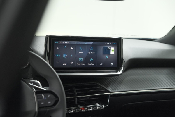 Peugeot 2008 1.2 Hybrid 145 Allure | Apple Carplay | Climate Control | Parkeersensoren Voor + Achter