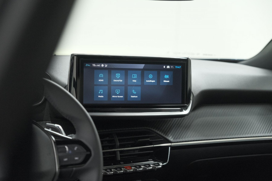 Peugeot 2008 1.2 Hybrid 145 Allure | Apple Carplay | Climate Control | Parkeersensoren Voor + Achter