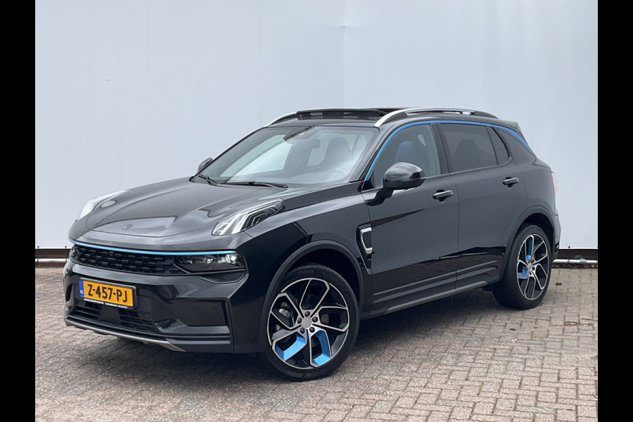 Lynk & Co 01 1.5 Plug-in Hybrid Stuur/Stoelverw. Adapt.Cruise Zwarte hemel Carplay 360°Cam