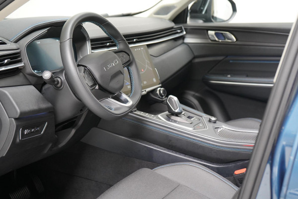 Lynk & Co 01 1.5 | Zwart optiek | 360 camera | Panoramadak | Navigatie | Memory | Apple CarPlay