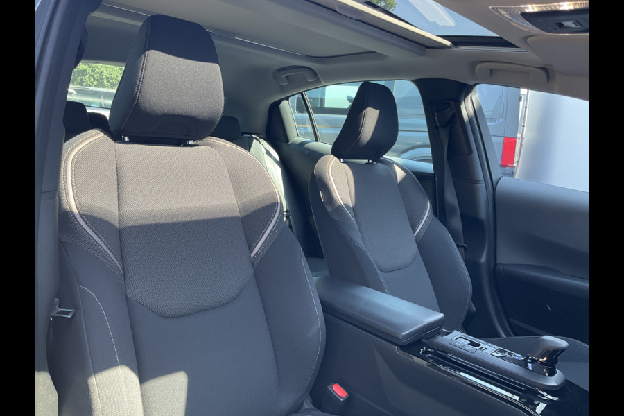 Toyota Prius 2.0 Plug-in Executive Carplay Pano.dak Stoel/Stuurverw. PHEV