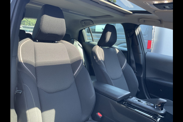 Toyota Prius 2.0 Plug-in Executive Carplay Pano.dak Stoel/Stuurverw. PHEV