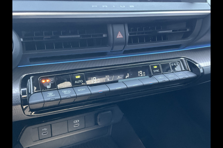Toyota Prius 2.0 Plug-in Executive Carplay Pano.dak Stoel/Stuurverw. PHEV