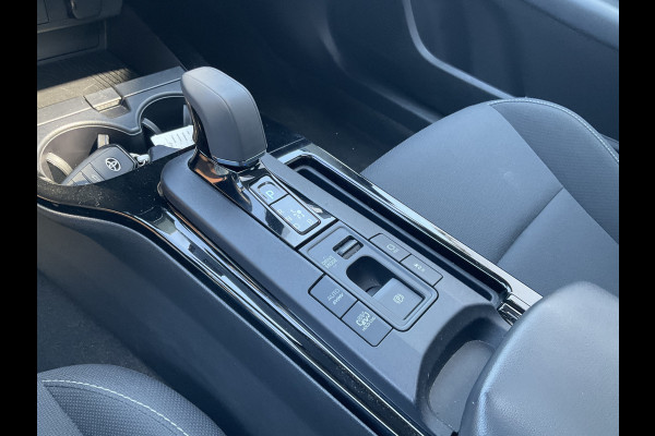 Toyota Prius 2.0 Plug-in Executive Carplay Pano.dak Stoel/Stuurverw. PHEV