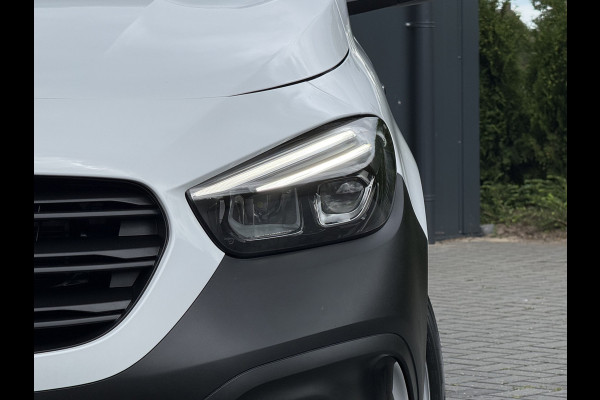 Mercedes-Benz eCitan 112 Pro L2H1 / 51 kWh / 6.716 KM / LED HIGH PERFORMANCE KOPLAMPEN / CAMERA / ECC / TREKHAAK / STOELVERW