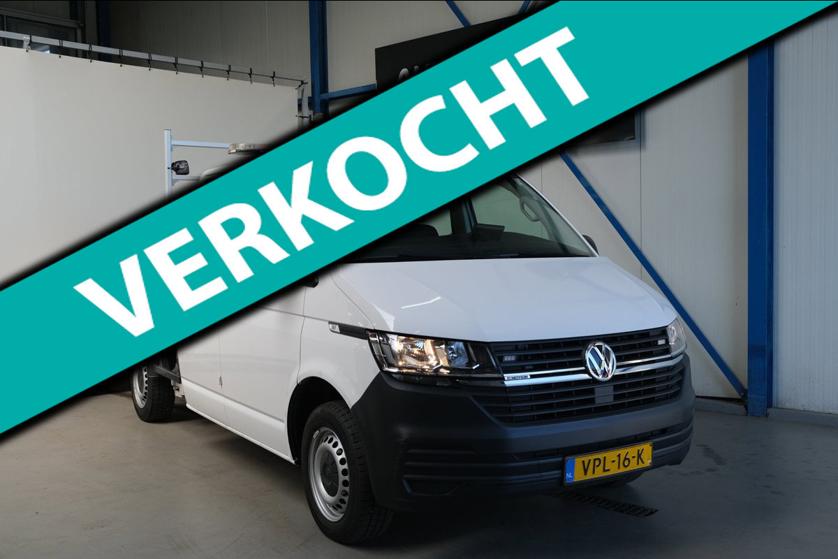Volkswagen Transporter 2.0 TDI 150 pk L2H1 4-Motion DC 30 Pick-Up