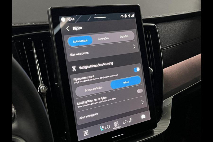 Volvo XC90 2.0 T8 Plug-in hybrid AWD Ultra Bright Luchtvering | Adapt. cruise | Open dak | Massage | Harman/Kardon | Stoelverwarming/-ventilatie | 360 camera | Head-up