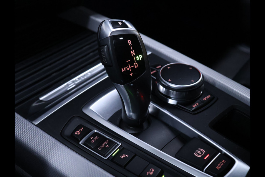 BMW X5 xDrive40e iPerformance High Executive M Sport [TREKHAAK UITKLAPBAAR, SCHUIFKANTELDAK, APPLE CARPLAY, ANDROID, MEMORY SEATS, STOELVERWARMING, CAMERA, CRUISE, PDC V+A, CLIMATE, NIEUWSTAAT]
