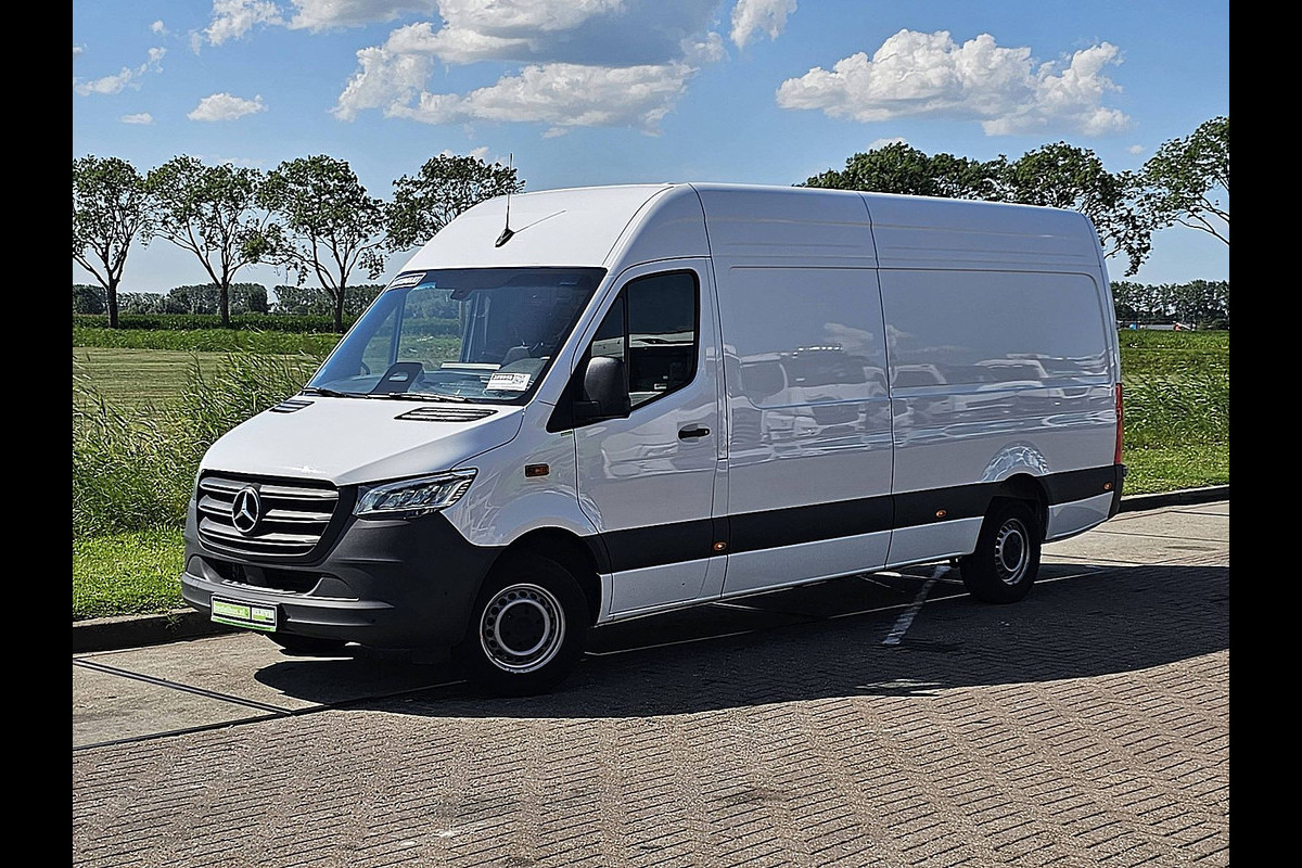 Mercedes-Benz Sprinter 317 L3H2 Pro Led Mbux 10 Cruise Camera L3H2 Automaat LED MBUX10 Airco PDC Camera Navi 170pk