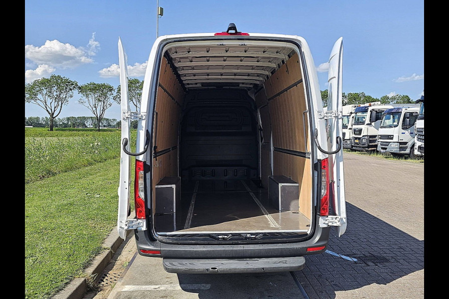 Mercedes-Benz Sprinter 317 L3H2 Pro Led Mbux 10 Cruise Camera L3H2 Automaat LED MBUX10 Airco PDC Camera Navi 170pk