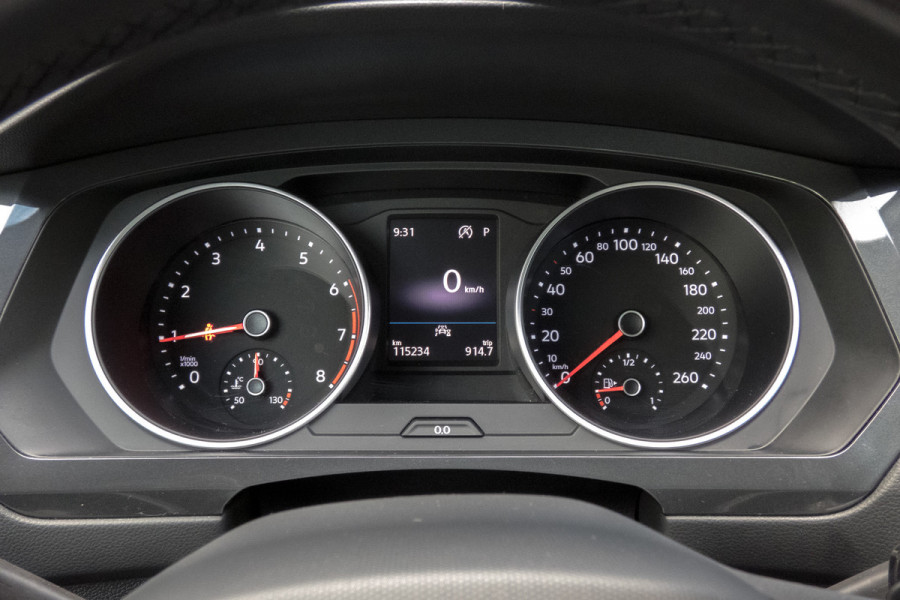 Volkswagen Tiguan 1.5 TSI Life Business | Apple Carplay | ACC | Afn. Trekhaak | Stoel & Stuurverwarming