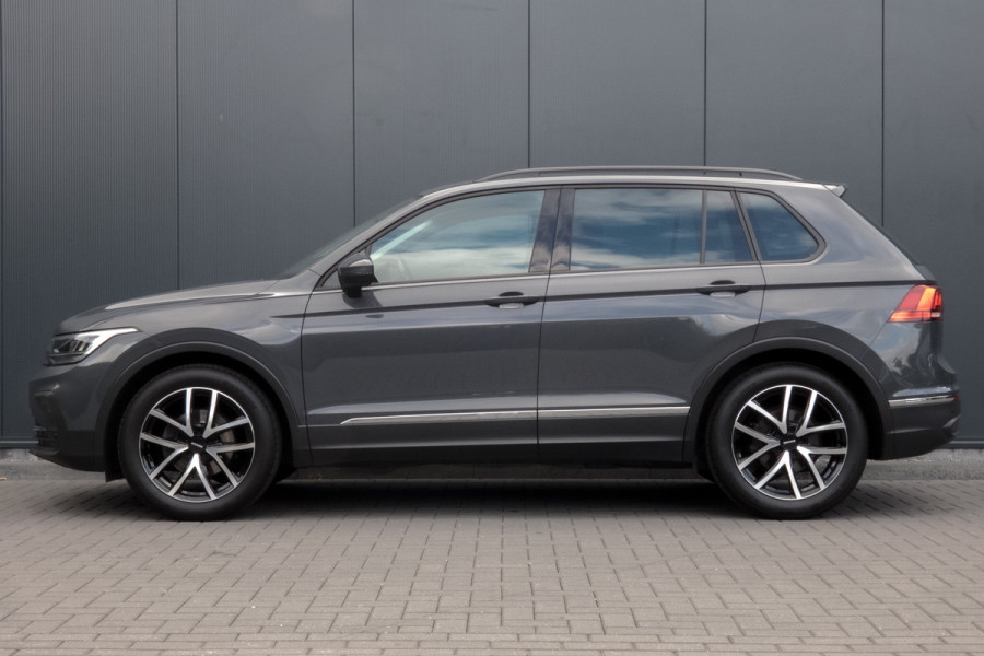 Volkswagen Tiguan 1.5 TSI Life Business | Apple Carplay | ACC | Afn. Trekhaak | Stoel & Stuurverwarming