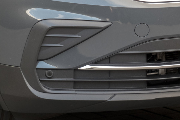 Volkswagen Tiguan 1.5 TSI Life Business | Apple Carplay | ACC | Afn. Trekhaak | Stoel & Stuurverwarming