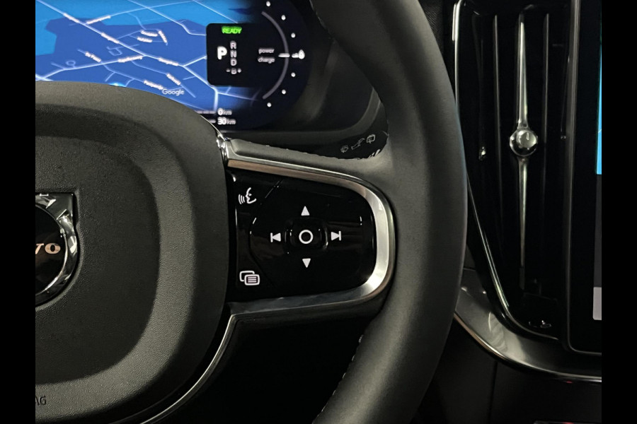Volvo XC90 2.0 T8 Plug-in hybrid AWD Ultra Black Edition Luchtvering | Trekhaak | Open dak | Bowers & Wilkins | Massage | Stoelventilatie/-verwarming | 360 camera | Head-up | Blis | Google
