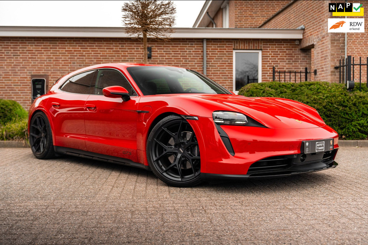 Porsche Taycan Cross Turismo 4 GTS Pakket | Garantie 01-2028 | 1e Eigenaar | 21'' Vossen | BOSE | Sportchrono |